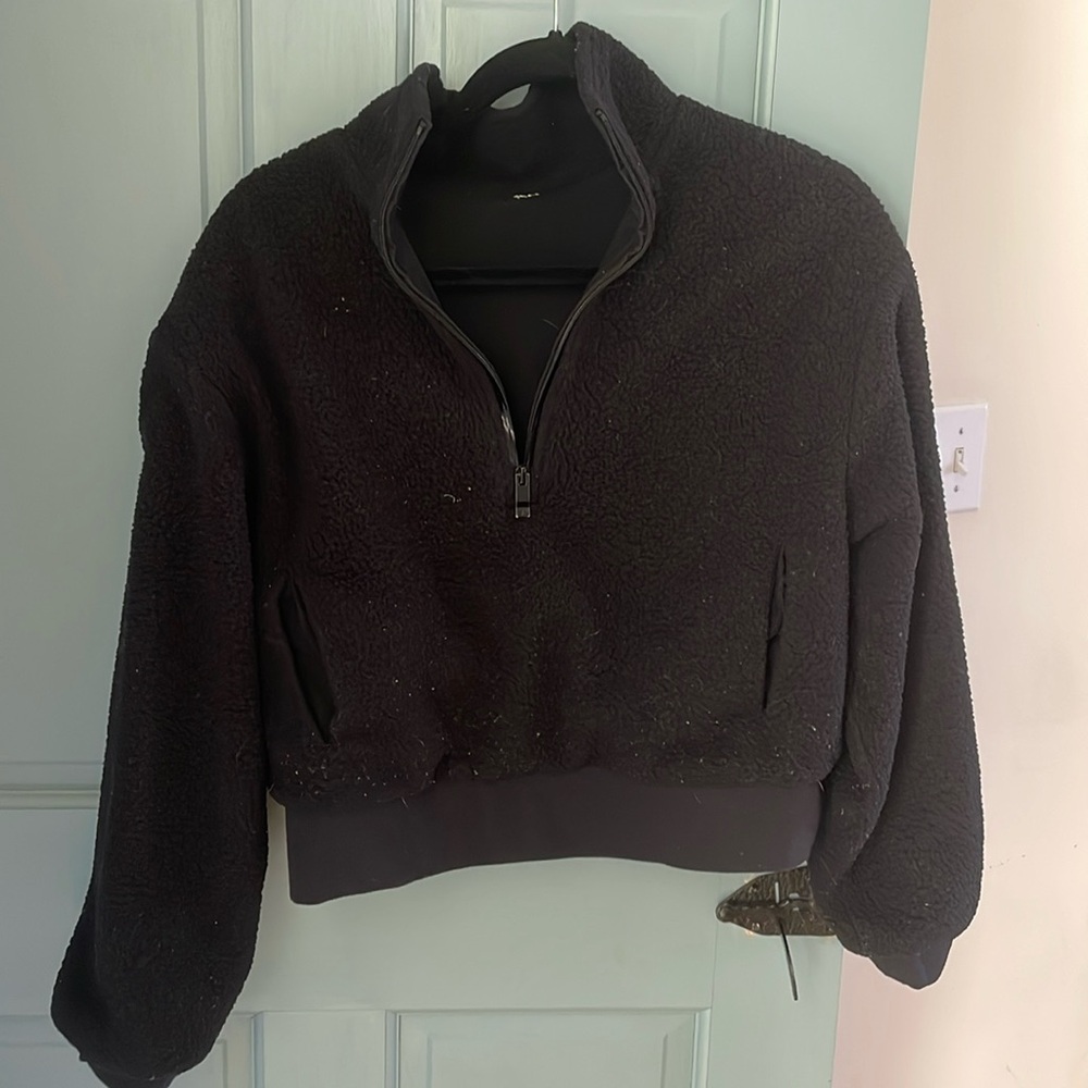 Alo black Sherpa quarter zip